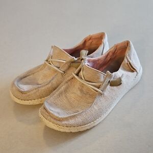 Hey Dude Chambrary White Nut